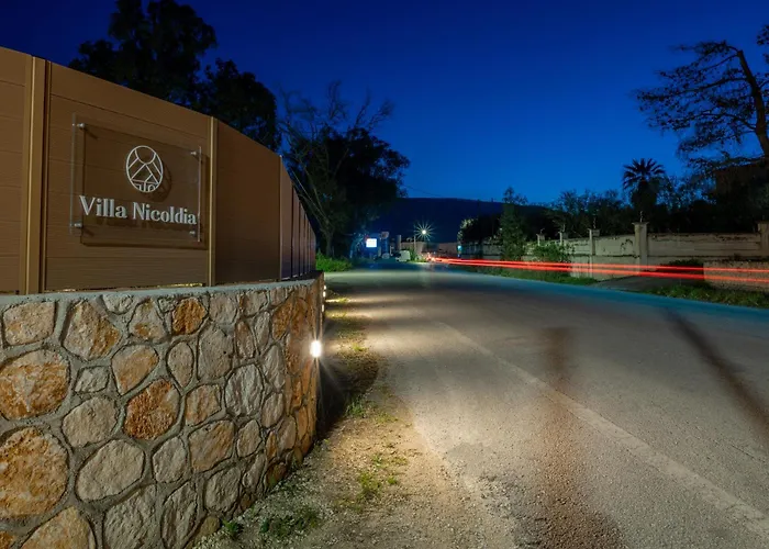 Willa Nicoldia With Private Pool Near Laganas