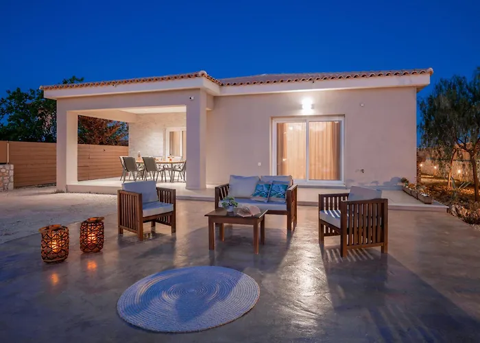 Nicoldia With Private Pool Near Willa Laganas