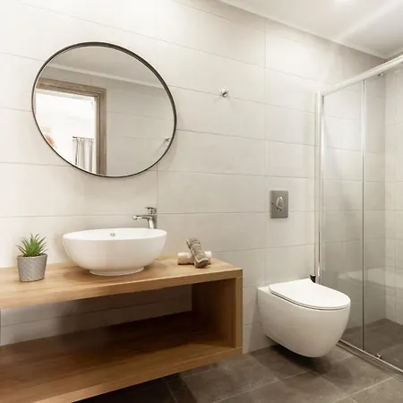 Nicoldia With Private Pool Near Βίλα