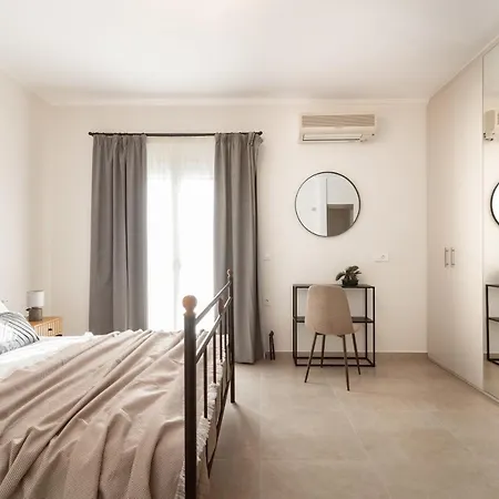 Villa Nicoldia With Private Pool Near