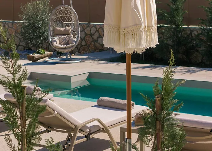 Nicoldia With Private Pool Near Villa *